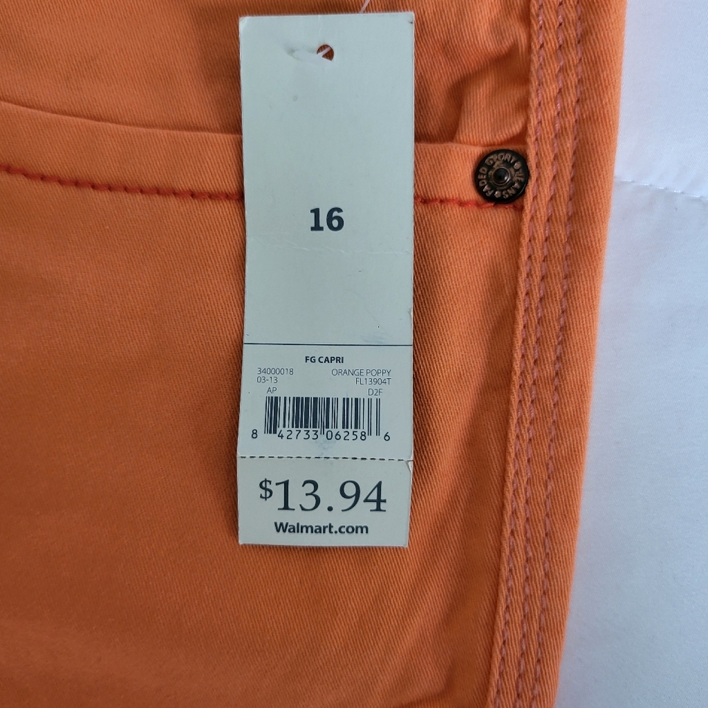 NWT, Faded Glory orange capris, size 16 - Picture 3 of 4